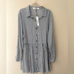 NWT Solitaire Navy & White Button Up  Tunic Top Size 1X